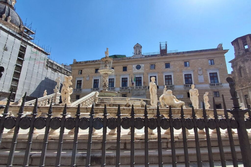Palermo Piazza Pretoria